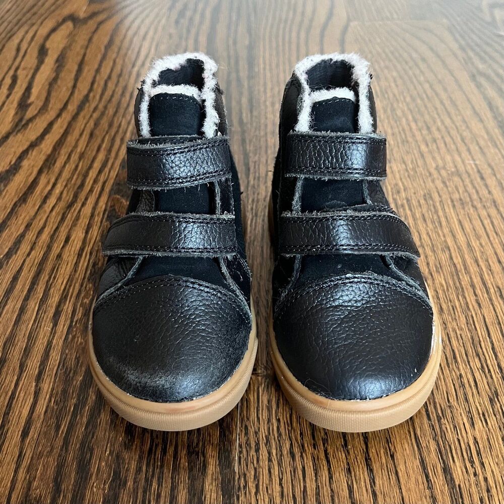 UGG Toddler Rennon Boots (US 7) - Picture 2 of 7